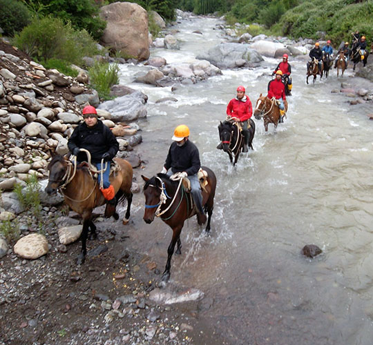 Cabalgata para exploración de montaña